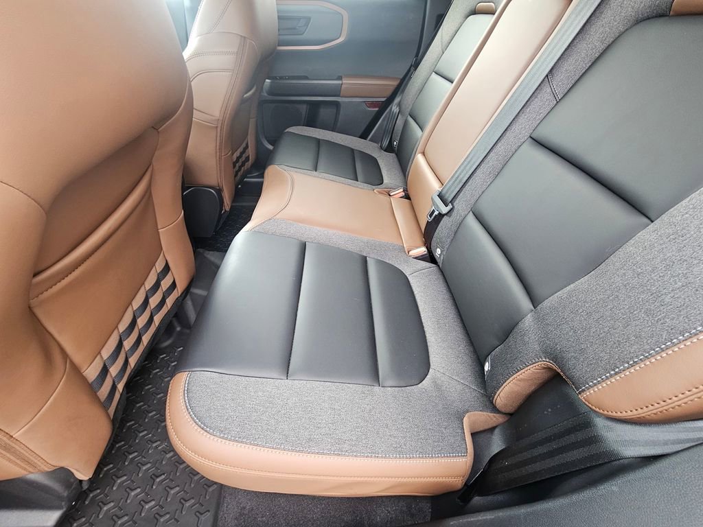 Used 2024 Ford Bronco Sport Outer Banks image 13