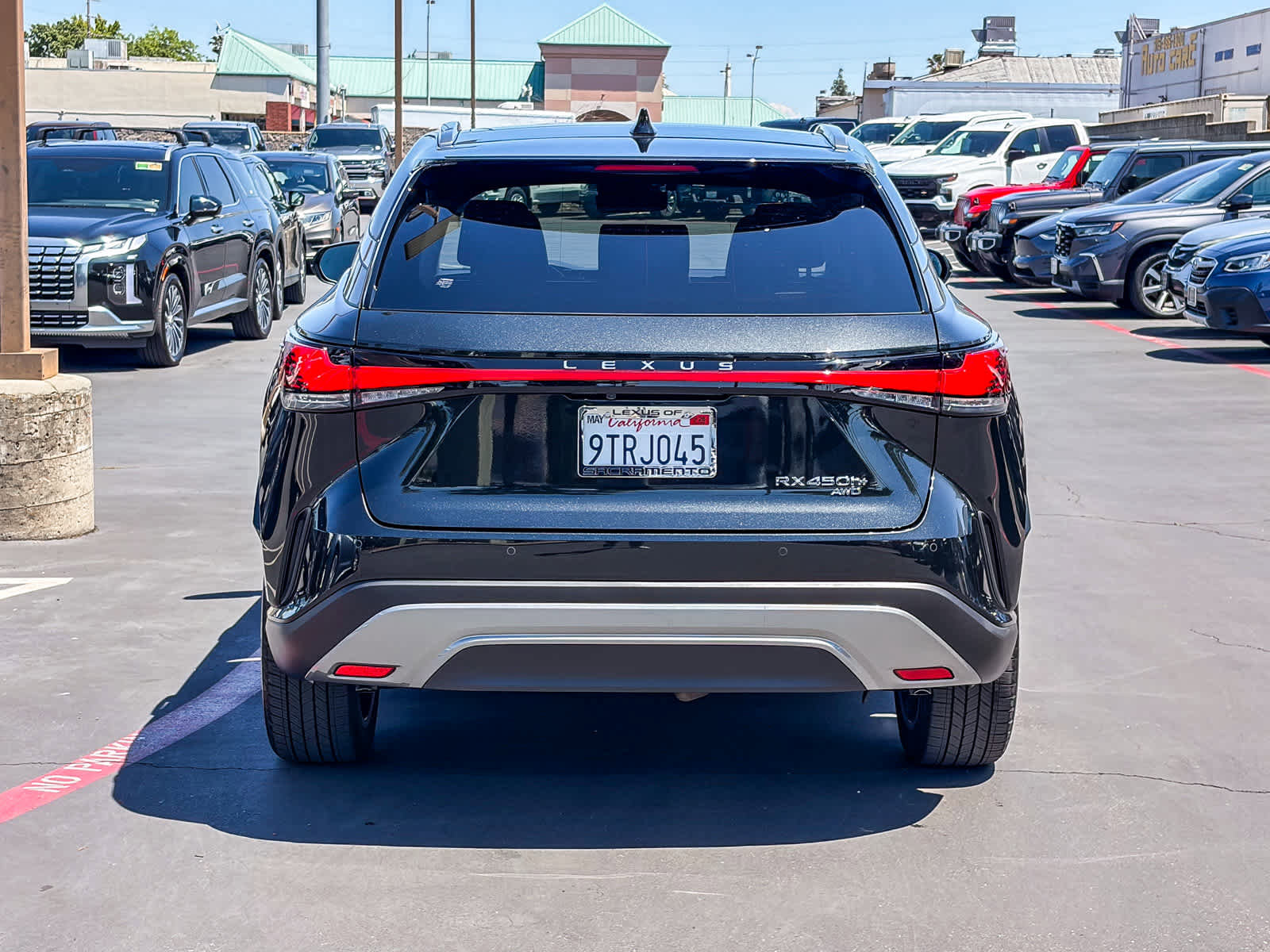 Used 2025 Lexus RX 450h AWD w/ Convenience Package image 3