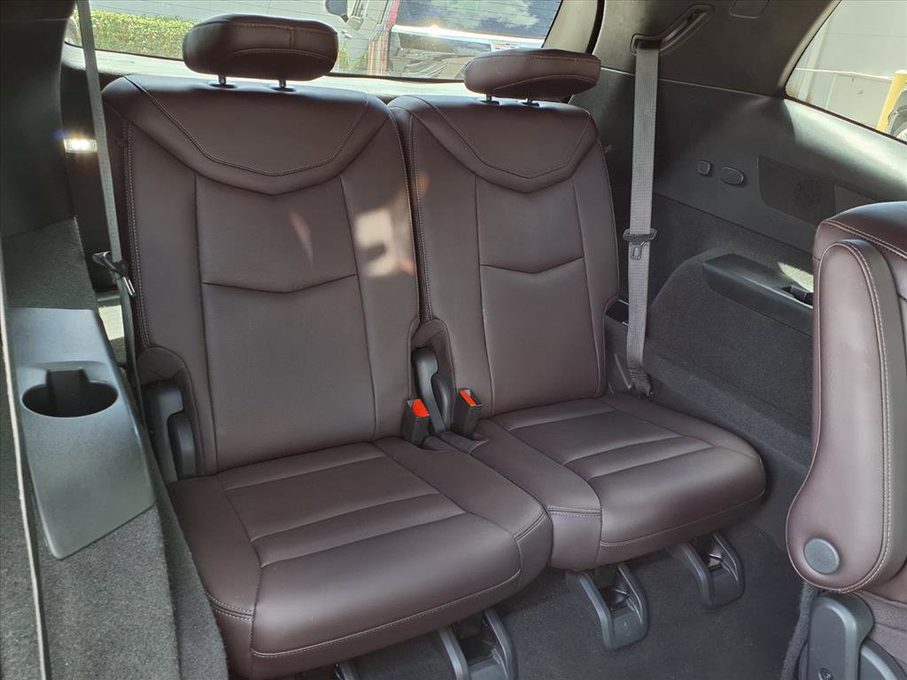 Used 2021 Cadillac XT6 Premium Luxury FWD image 16