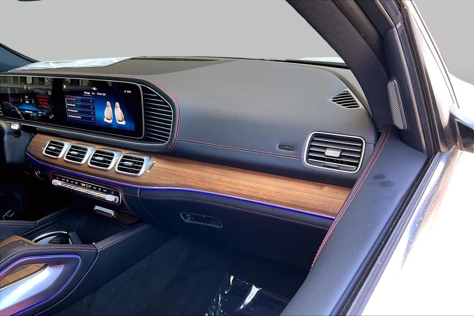 Certified 2025 Mercedes-Benz GLE 53 AMG 4MATIC image 18