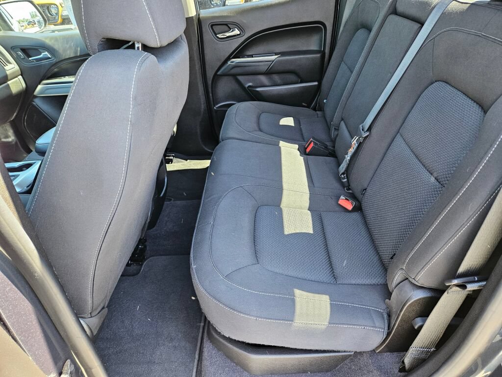 Used 2019 Chevrolet Colorado LT AWD/4WD image 12