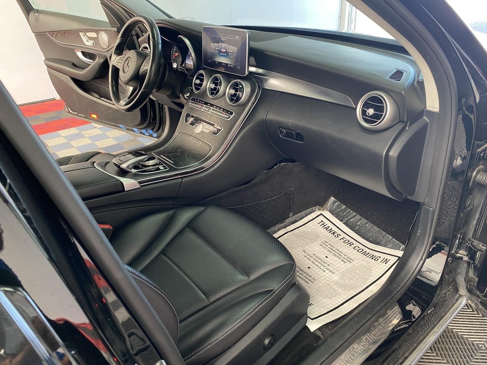 Used 2015 Mercedes-Benz C 300 4MATIC Sedan image 8