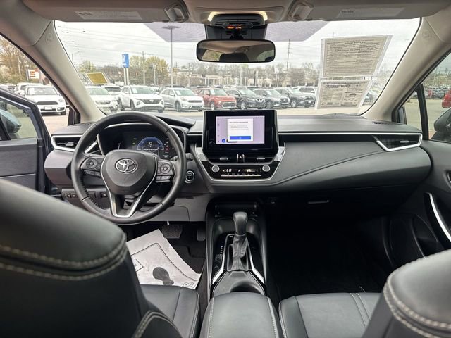 Used 2023 Toyota Corolla XLE image 11