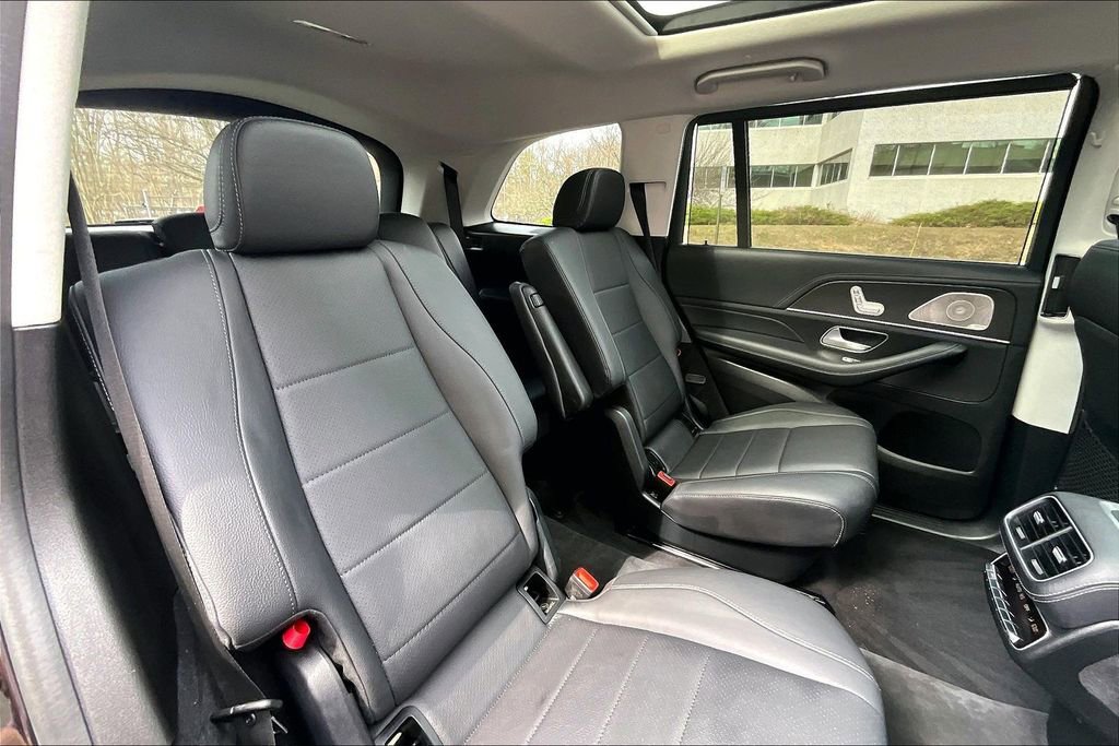 Certified 2024 Mercedes-Benz GLS 450 4MATIC image 29