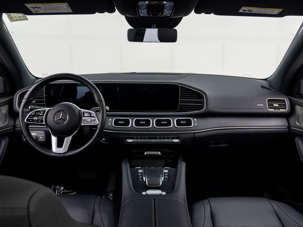 Used 2023 Mercedes-Benz GLS 450 4MATIC image 11