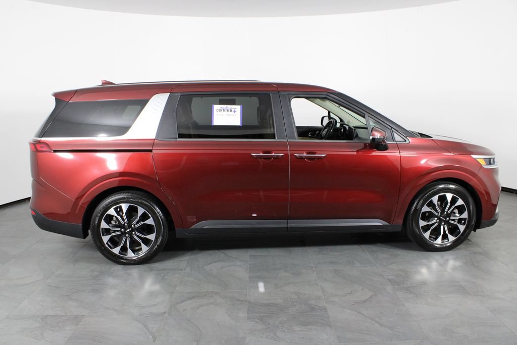 Used 2022 Kia Carnival EX FWD image 11