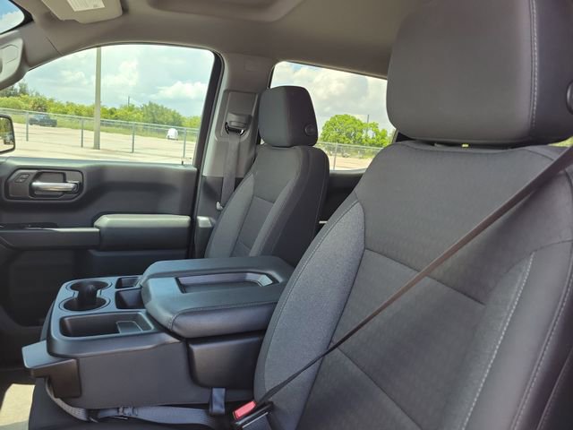 Used 2024 Chevrolet Silverado 1500 Custom w/ Turbomax Blackout Package AWD/4WD image 13