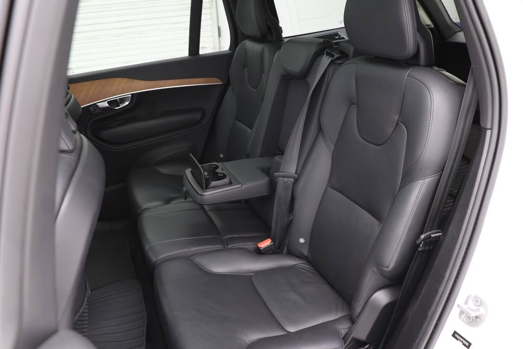 Used 2023 Volvo XC90 B6 Plus w/ Protection Package Premier AWD/4WD image 11
