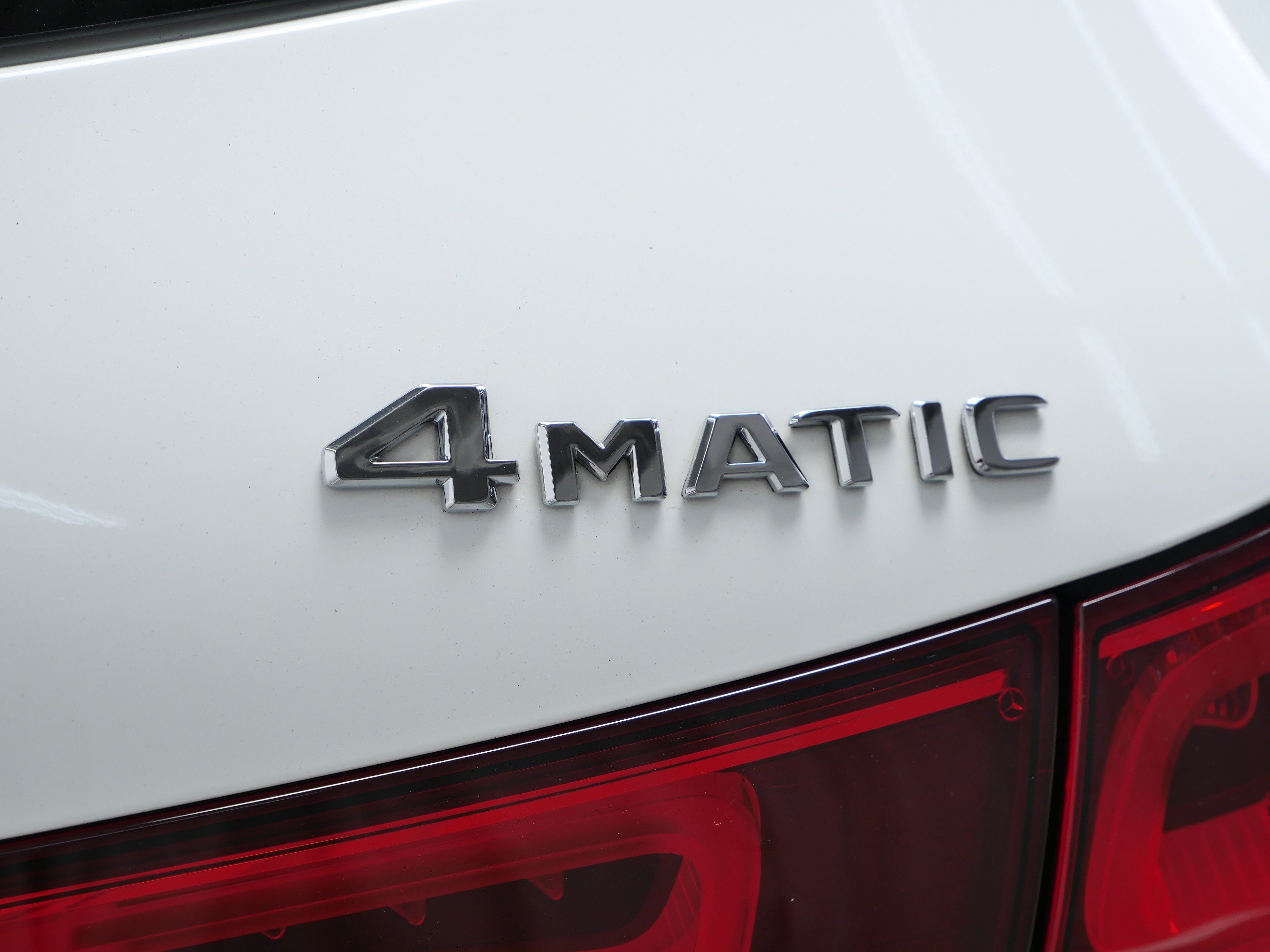 Used 2022 Mercedes-Benz GLA 250 4MATIC image 6