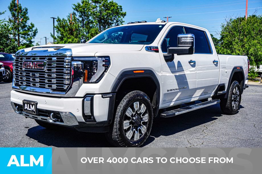Used 2024 GMC Sierra 3500 Denali w/ Denali Reserve Package AWD/4WD image 2