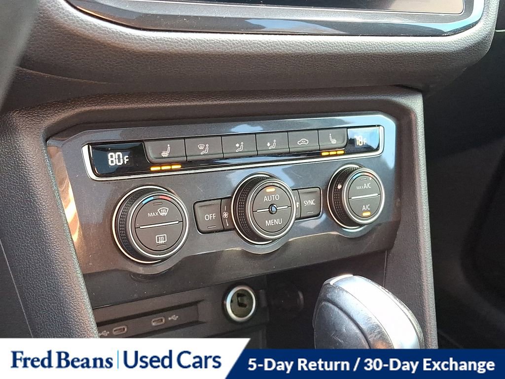 Used 2021 Volkswagen Tiguan SE R-Line image 18