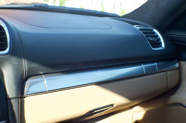 Used 2016 Porsche Cayman RWD image 48