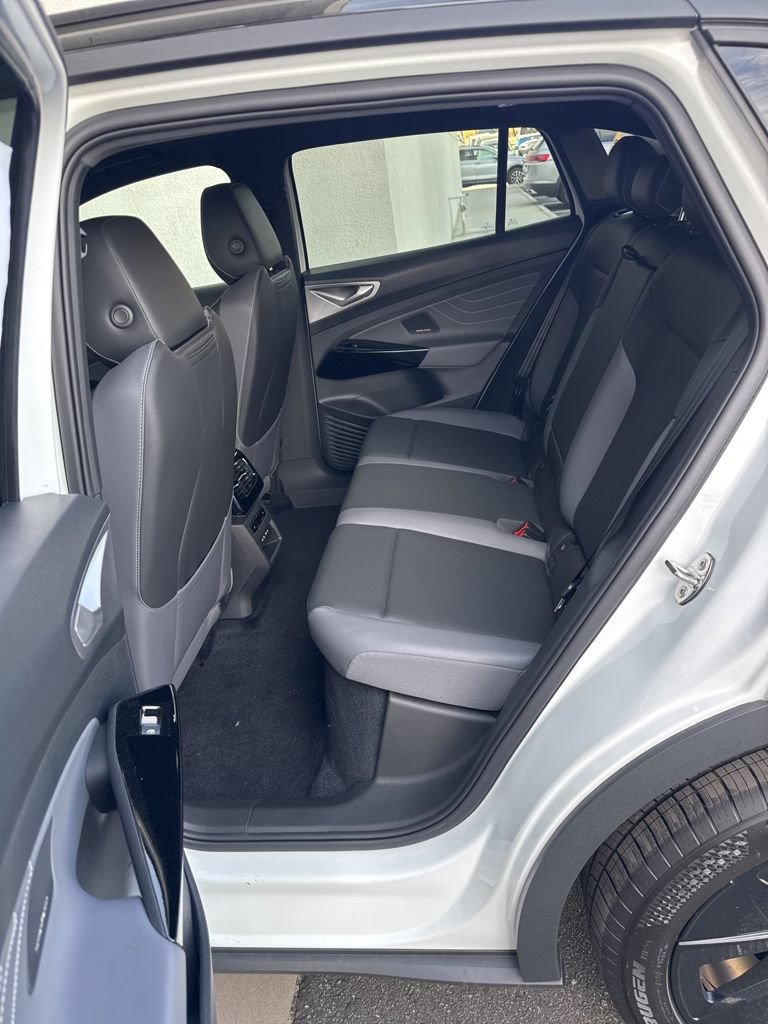 New 2026 Volkswagen ID.4 Pro S Plus AWD/4WD image 10