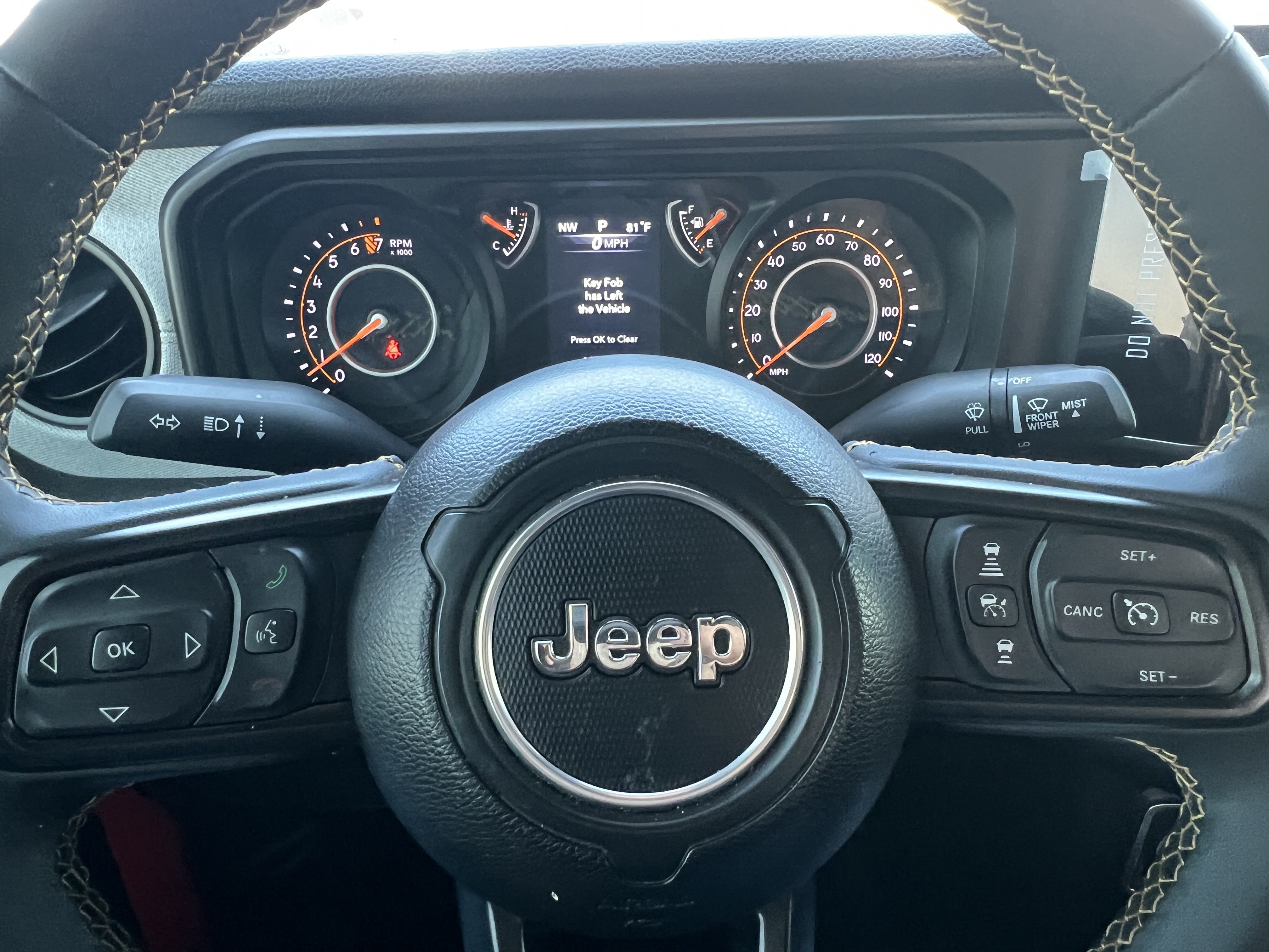 Used 2024 Jeep Gladiator Sport AWD/4WD image 23