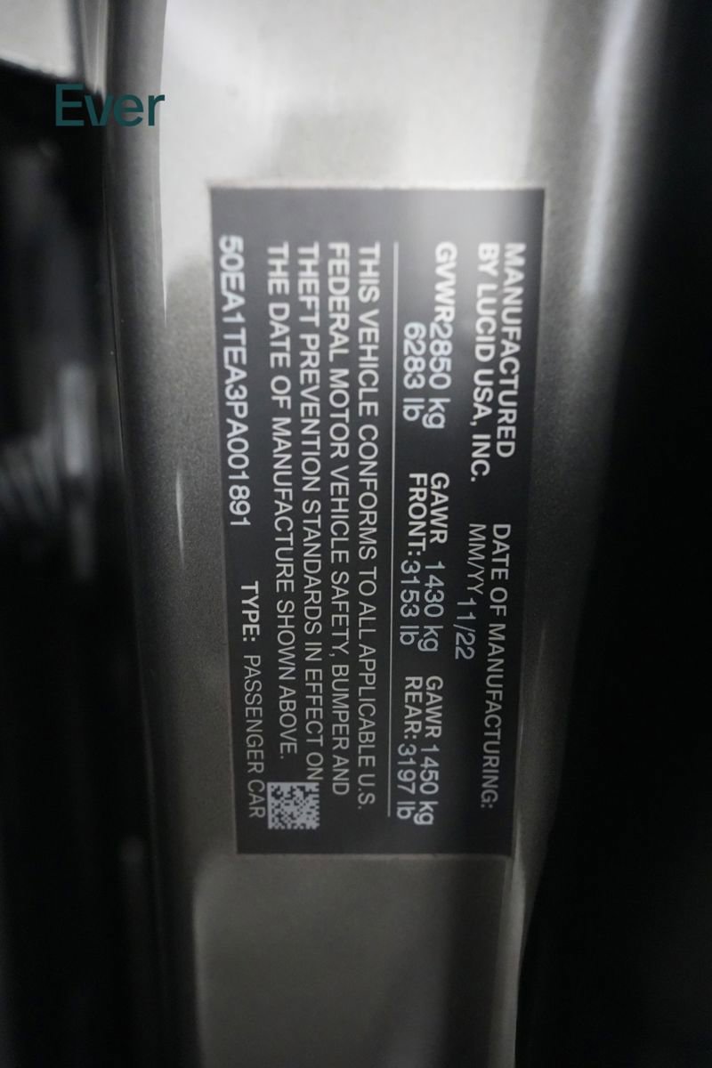 Used 2023 Lucid Air Touring image 27