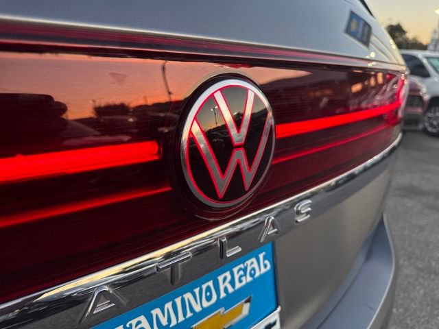 Used 2025 Volkswagen Atlas SE FWD image 33