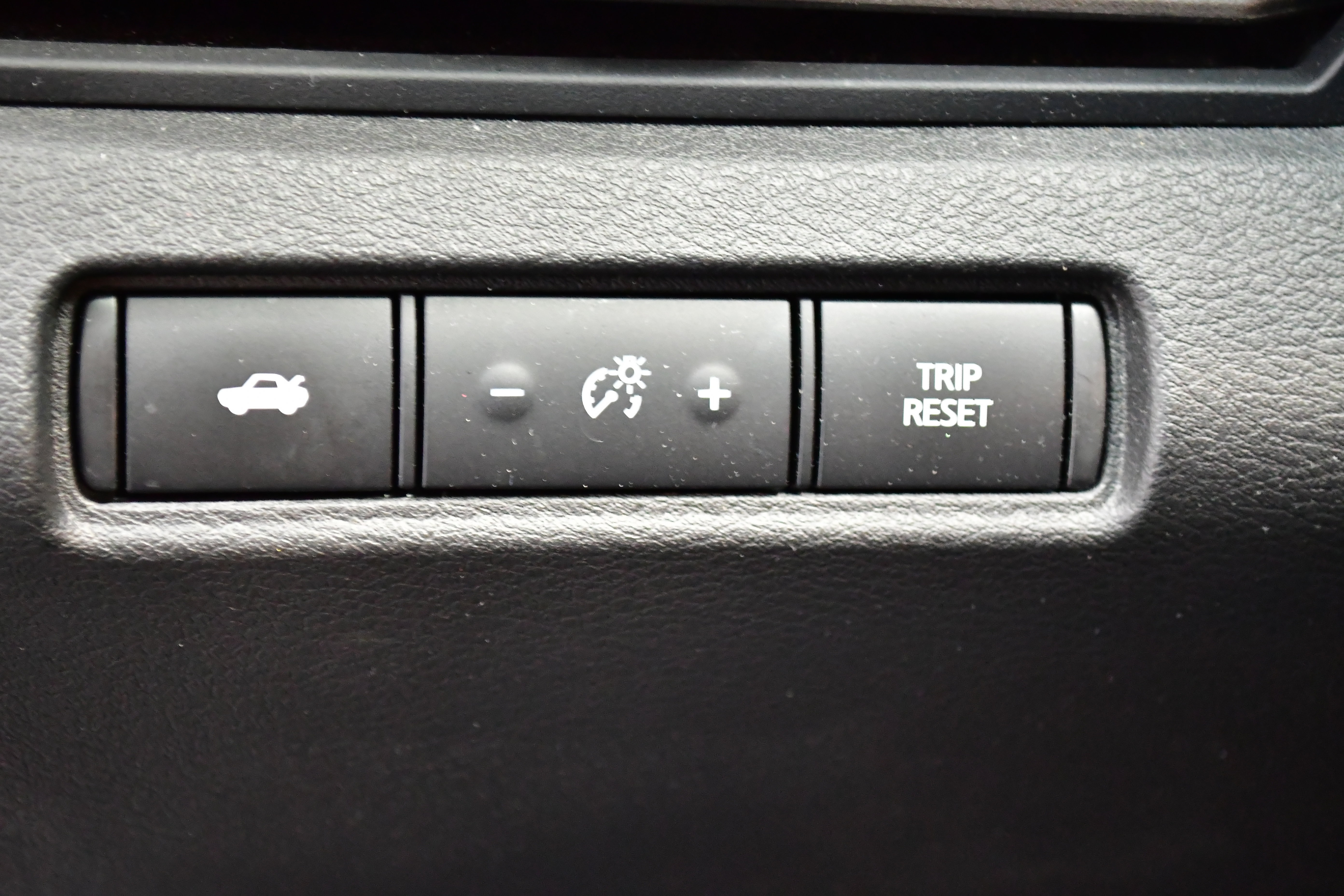 Used 2025 Nissan Altima 2.5 SV image 13