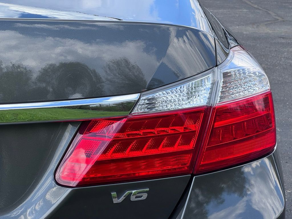 Used 2013 Honda Accord EX-L image 12