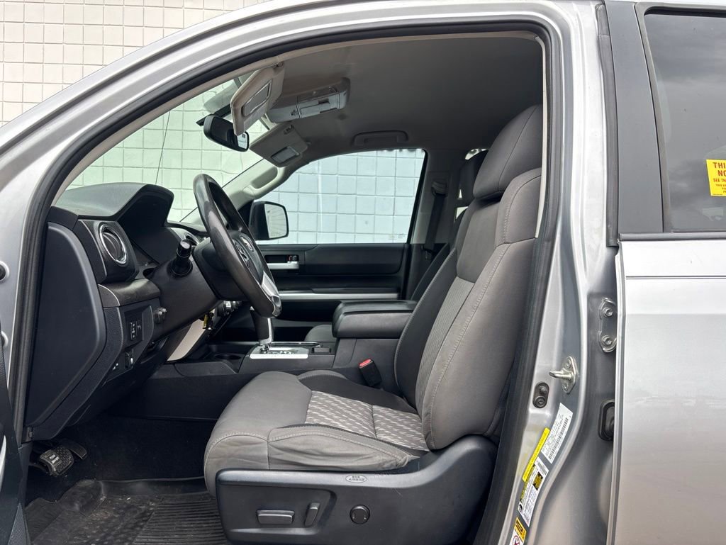 Used 2017 Toyota Tundra SR5 w/ SR5 Upgrade Package AWD/4WD image 10