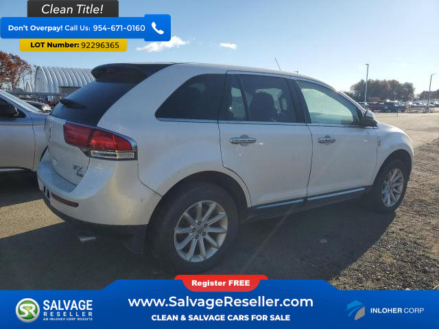 Used 2013 Lincoln MKX AWD image 4