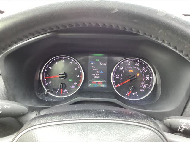 Used 2020 Toyota RAV4 XLE Premium image 34