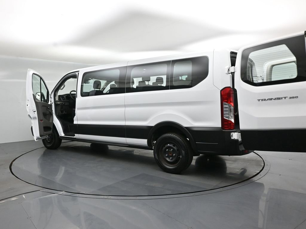 Certified 2022 Ford Transit 350 XLT image 32