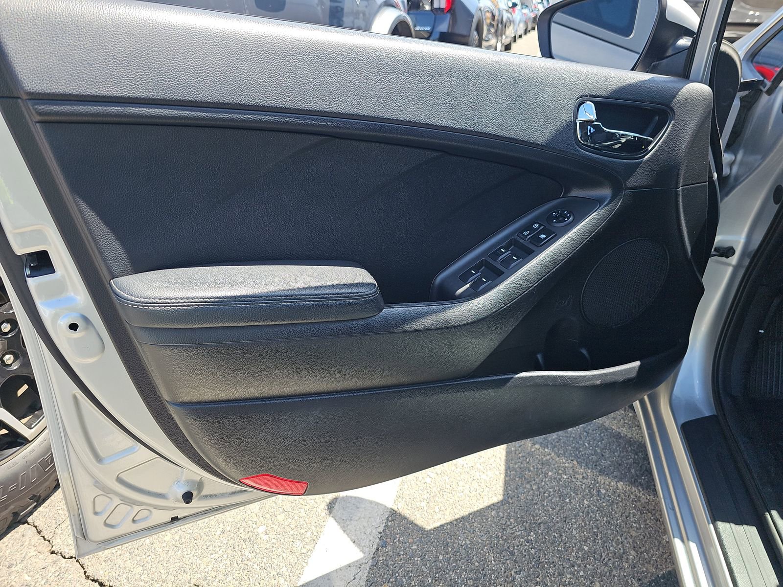 Used 2016 Kia Forte LX w/ LX Popular Plus Package FWD image 14