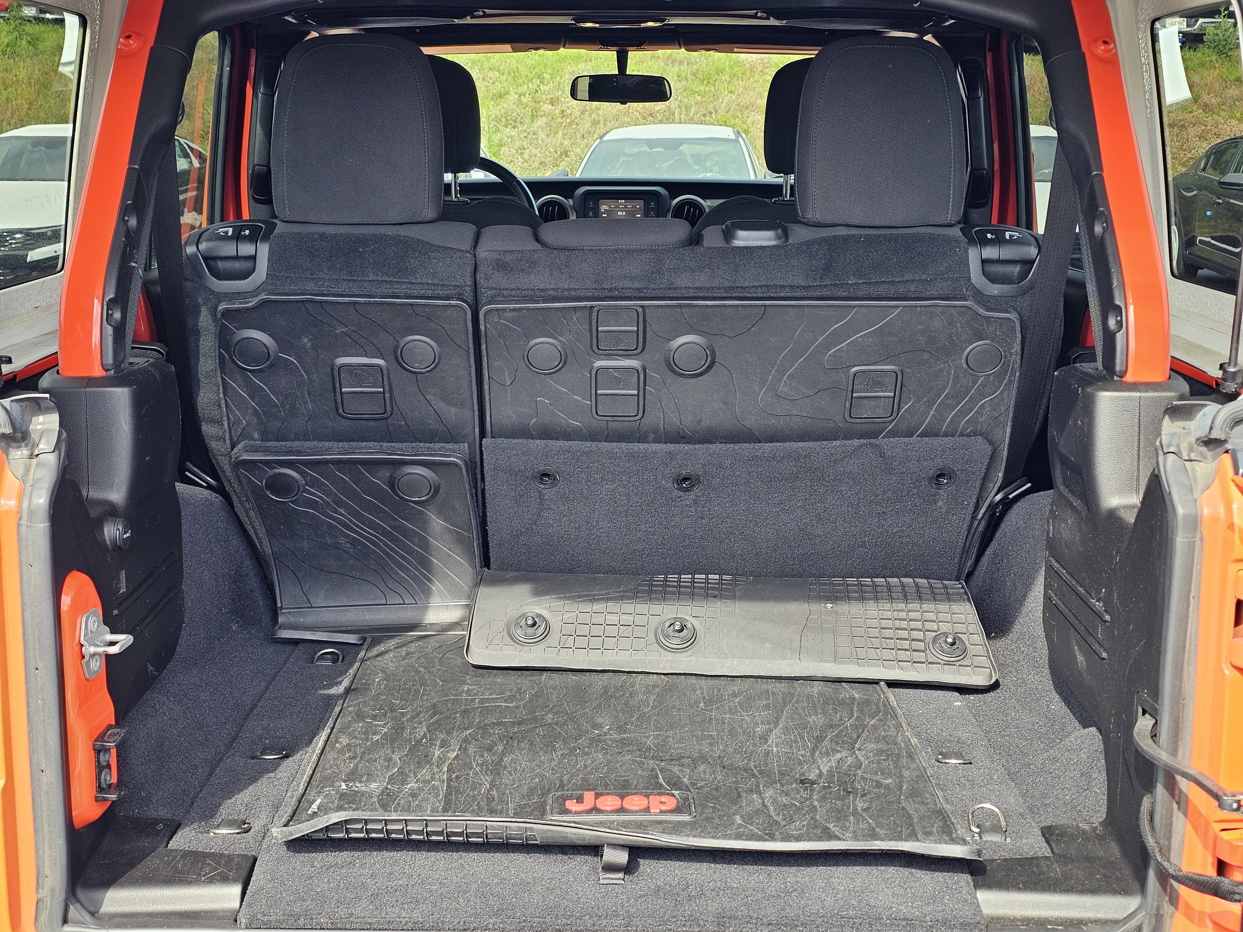 Used 2019 Jeep Wrangler Unlimited Sport S image 12