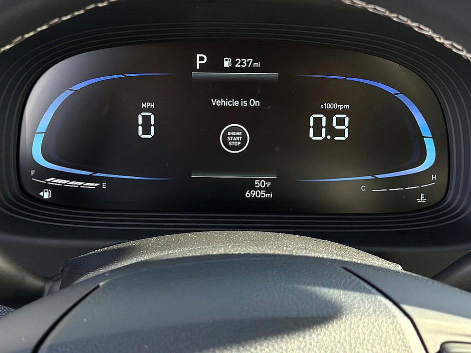 Certified 2025 Hyundai Venue Limited image 11