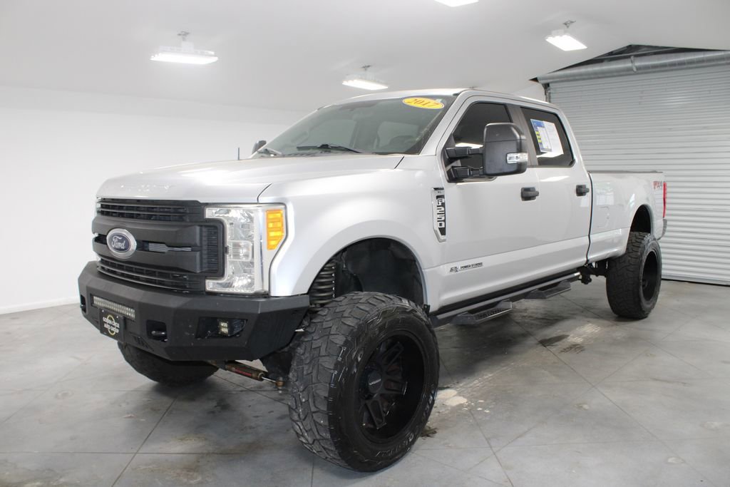 Used 2017 Ford F250 XL w/ Power Equipment Group image 4