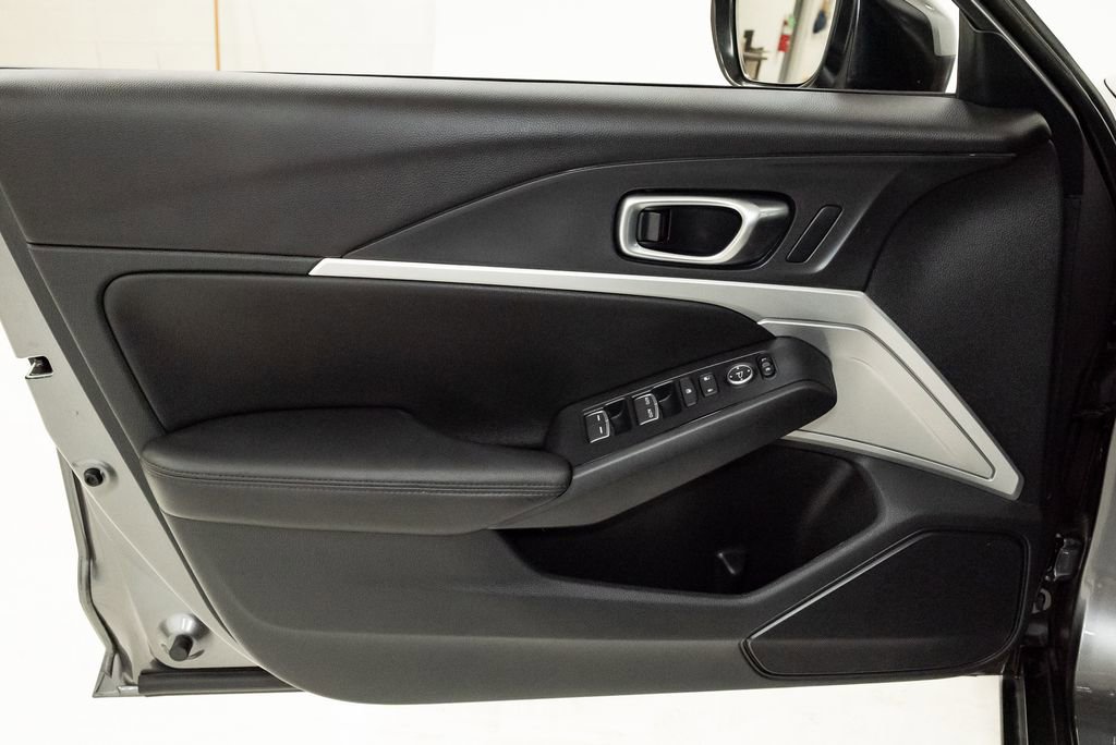 Used 2025 Acura Integra FWD image 9