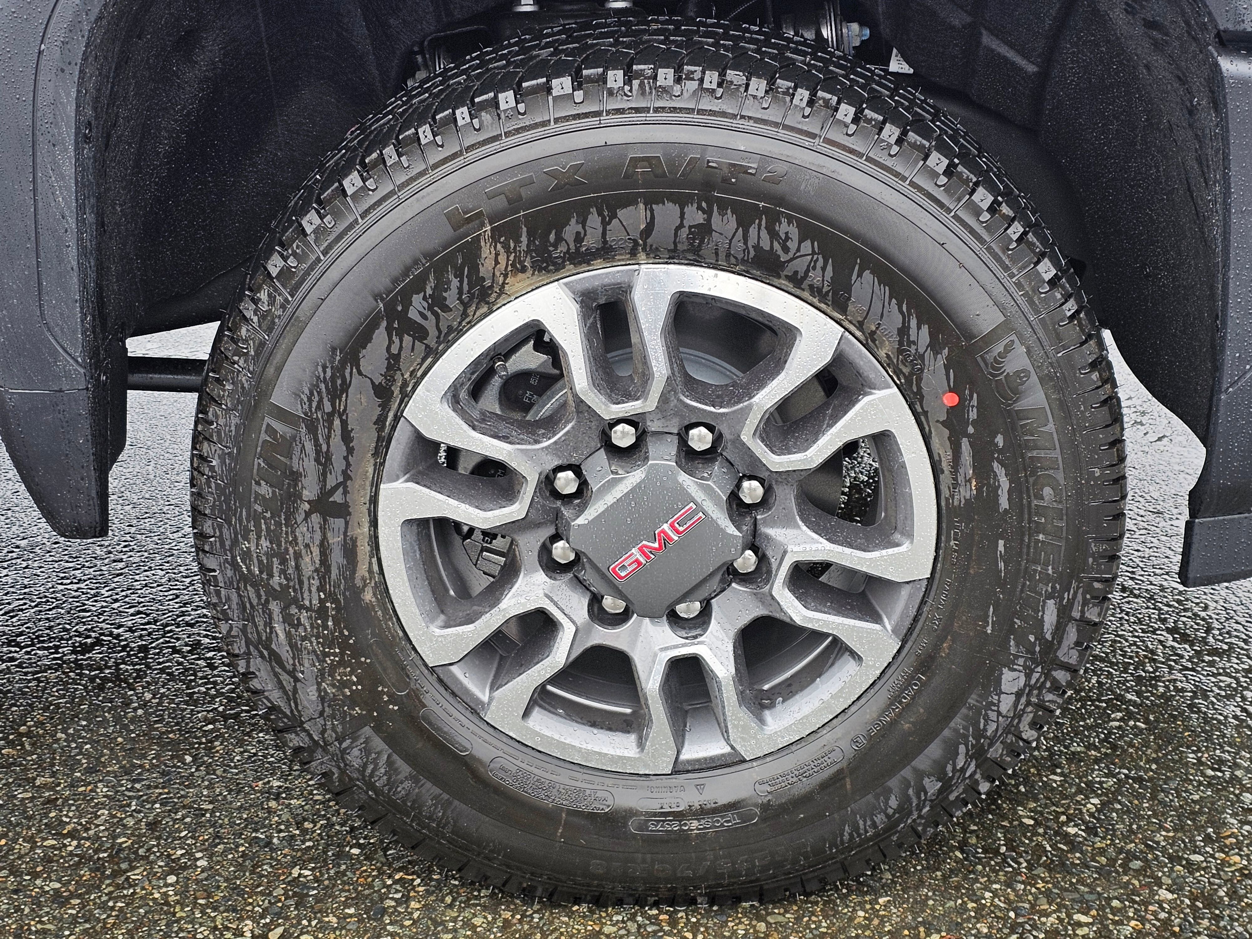 New 2026 GMC Sierra 3500 SLE w/ SLE Convenience Package image 9