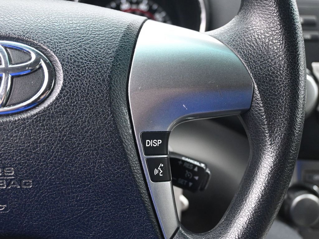 Used 2011 Toyota Highlander 4WD w/ Tech Pkg image 12