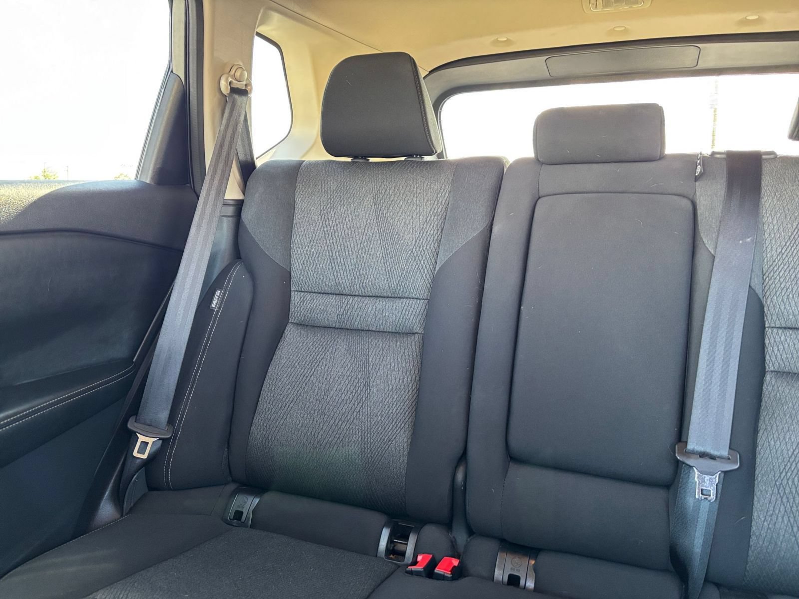 Used 2025 Nissan Rogue SV AWD/4WD image 40