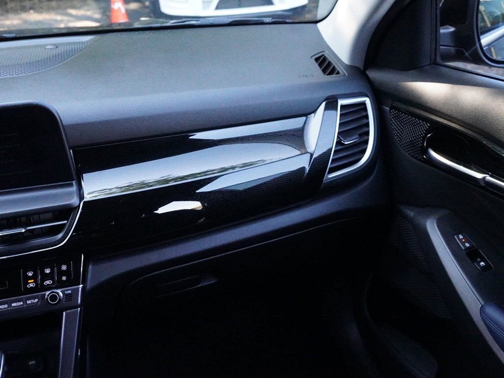 Used 2024 Kia Seltos S AWD/4WD image 36