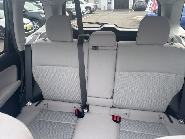 Used 2015 Subaru Forester 2.5i Premium w/ All-Weather Package AWD/4WD image 26