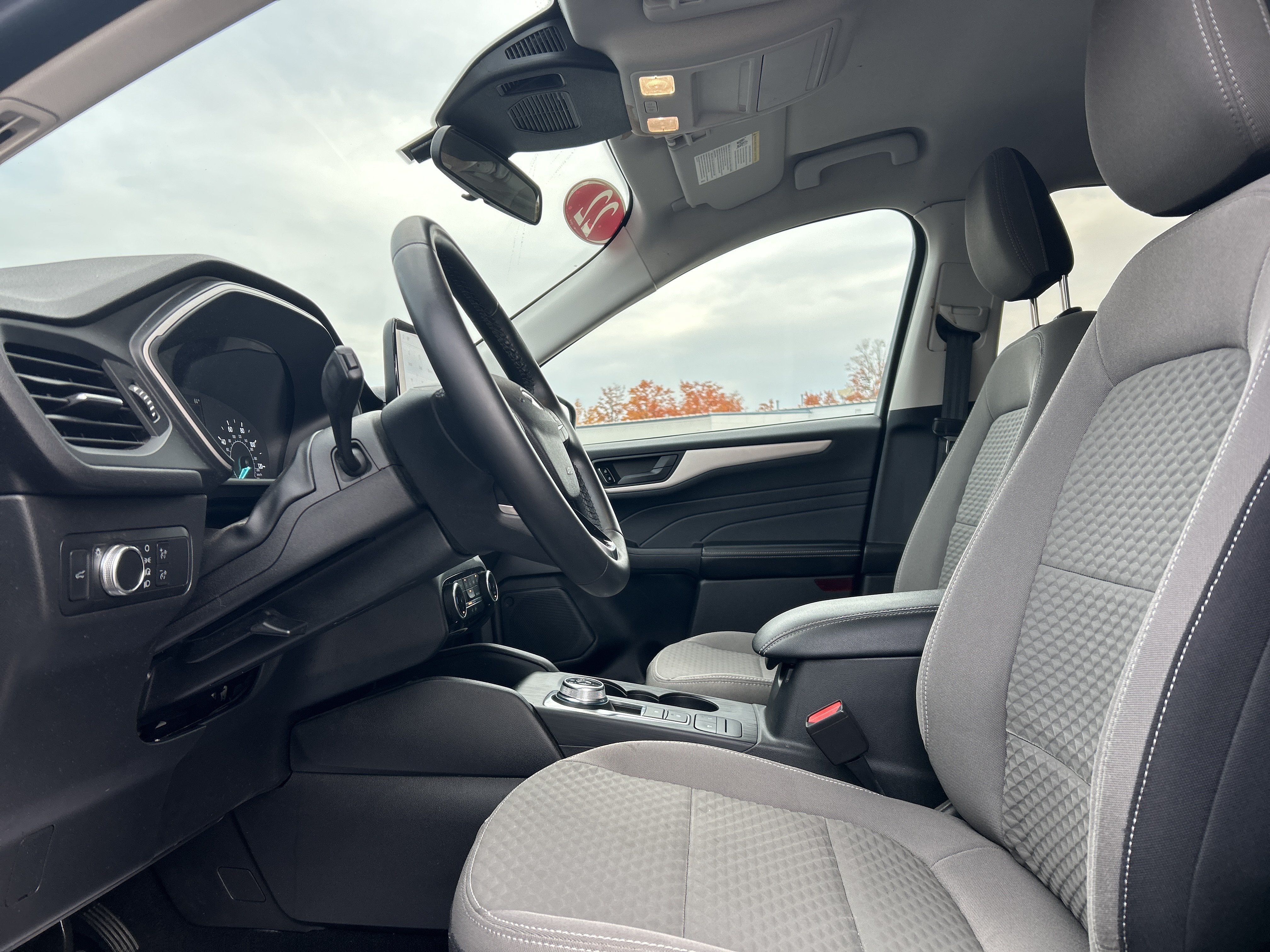 Used 2022 Ford Escape SE w/ Convenience Package AWD/4WD image 11
