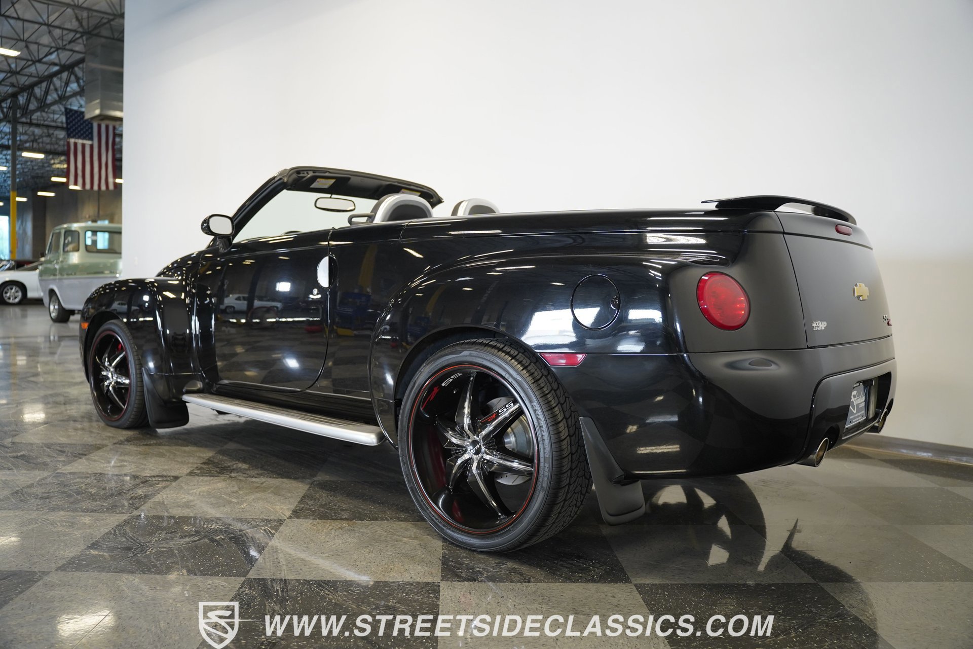 Used 2004 Chevrolet SSR w/ Preferred Equipment Group image 13