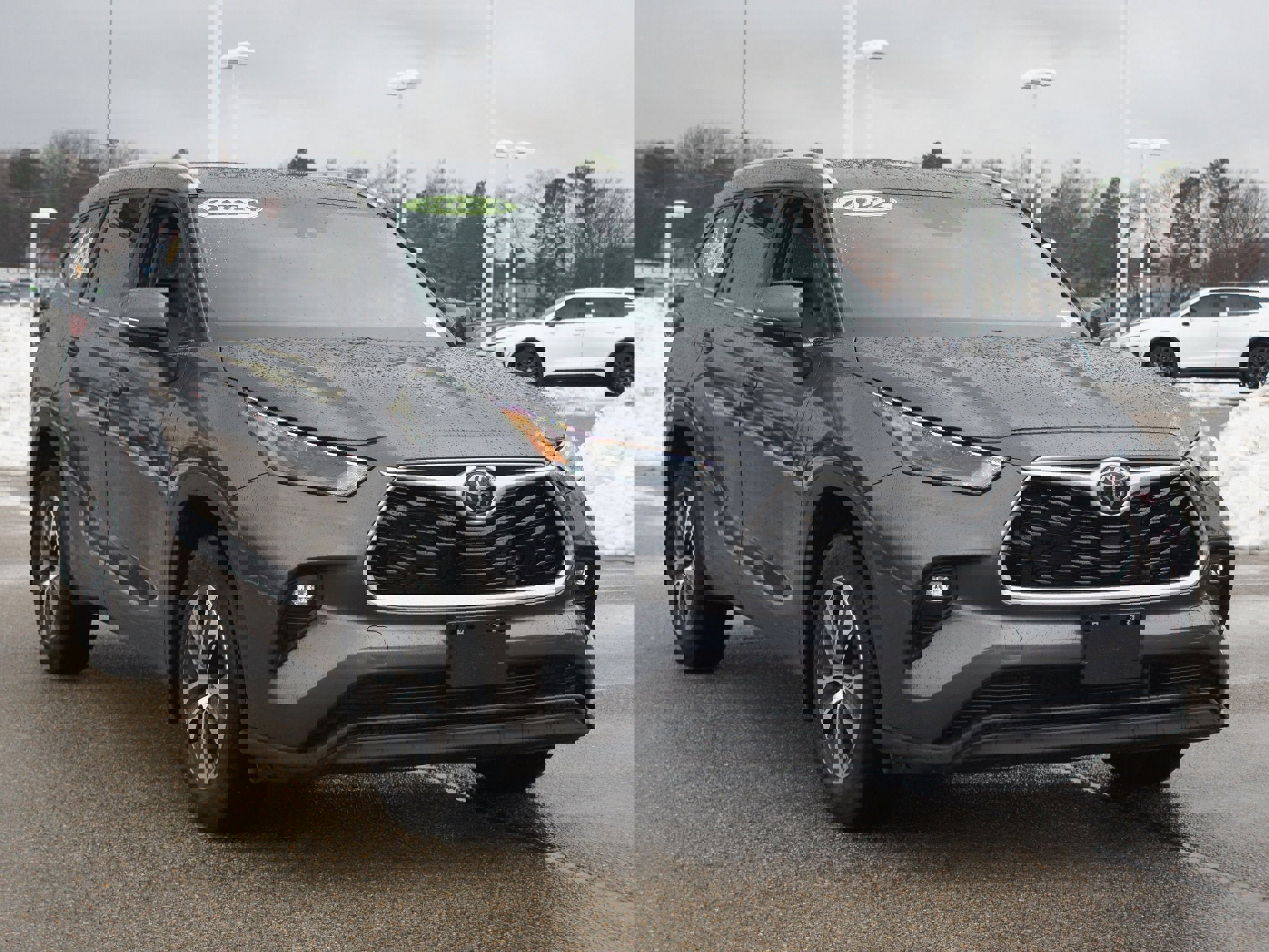 Used 2024 Toyota Highlander XLE image 25