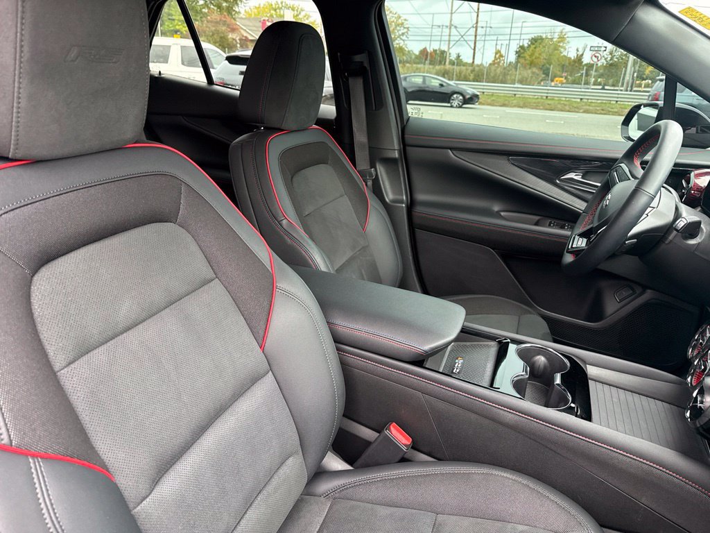 Used 2024 Chevrolet Blazer EV RS AWD/4WD image 27