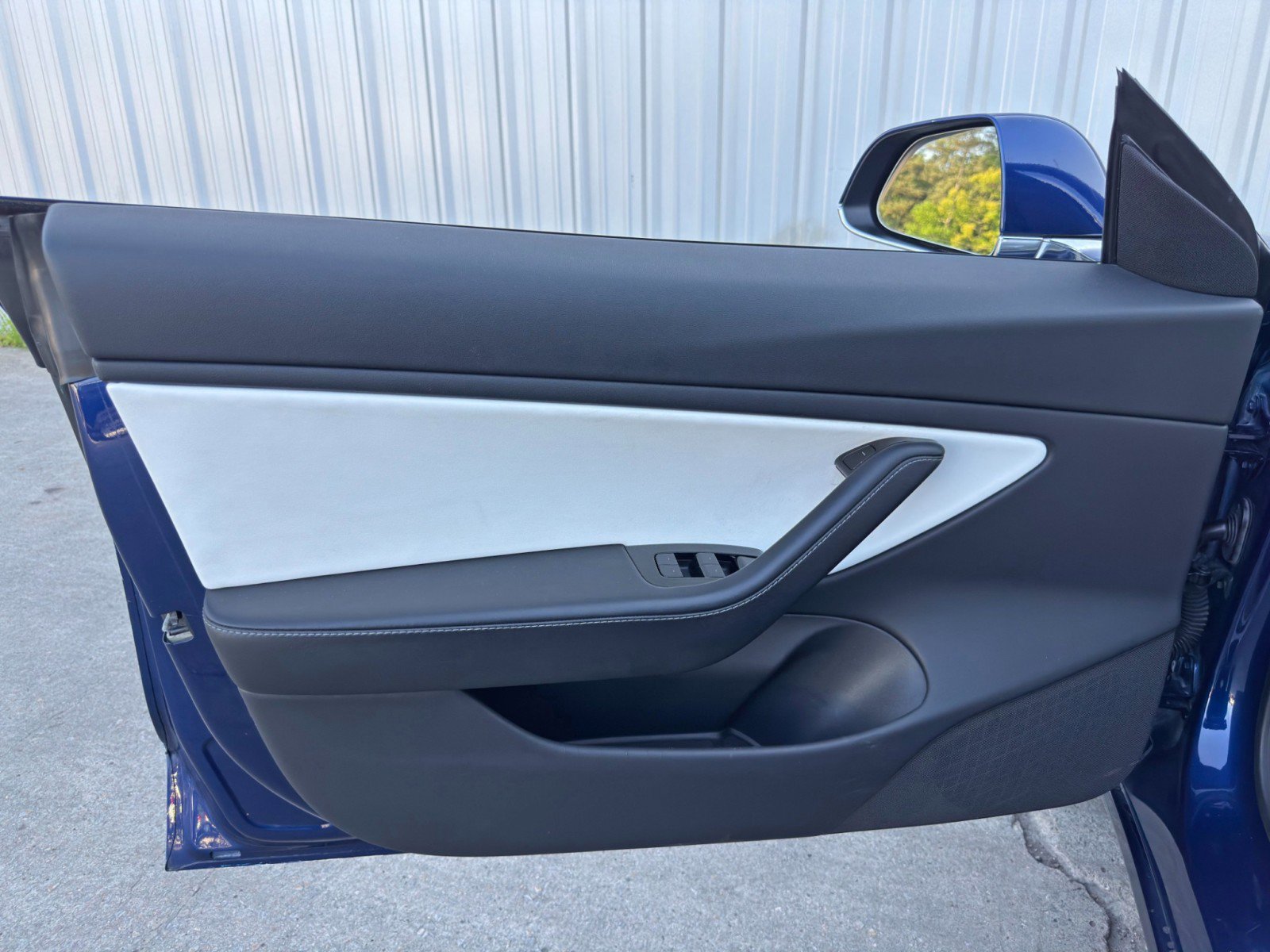 Used 2019 Tesla Model 3 Long Range image 39
