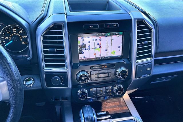 Used 2015 Ford F150 Platinum w/ Equipment Group 701A Luxury AWD/4WD image 4