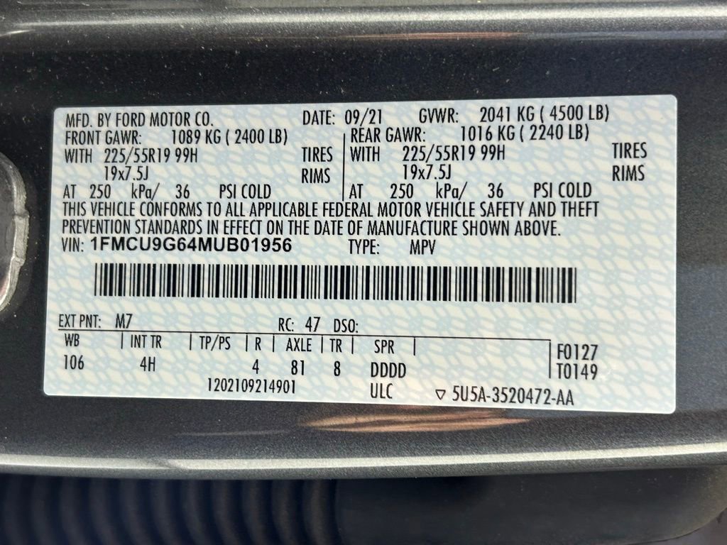 Used 2021 Ford Escape SE w/ SE Sport Appearance Package image 36