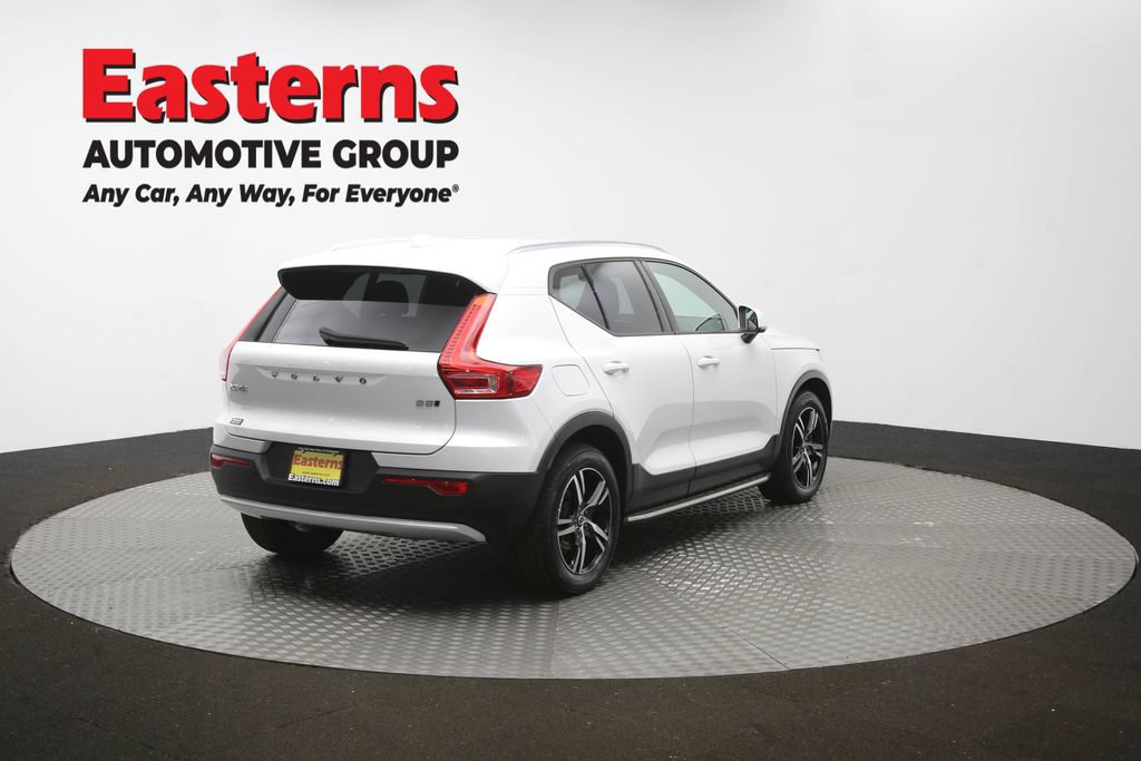 Used 2023 Volvo XC40 B5 Core AWD/4WD image 41