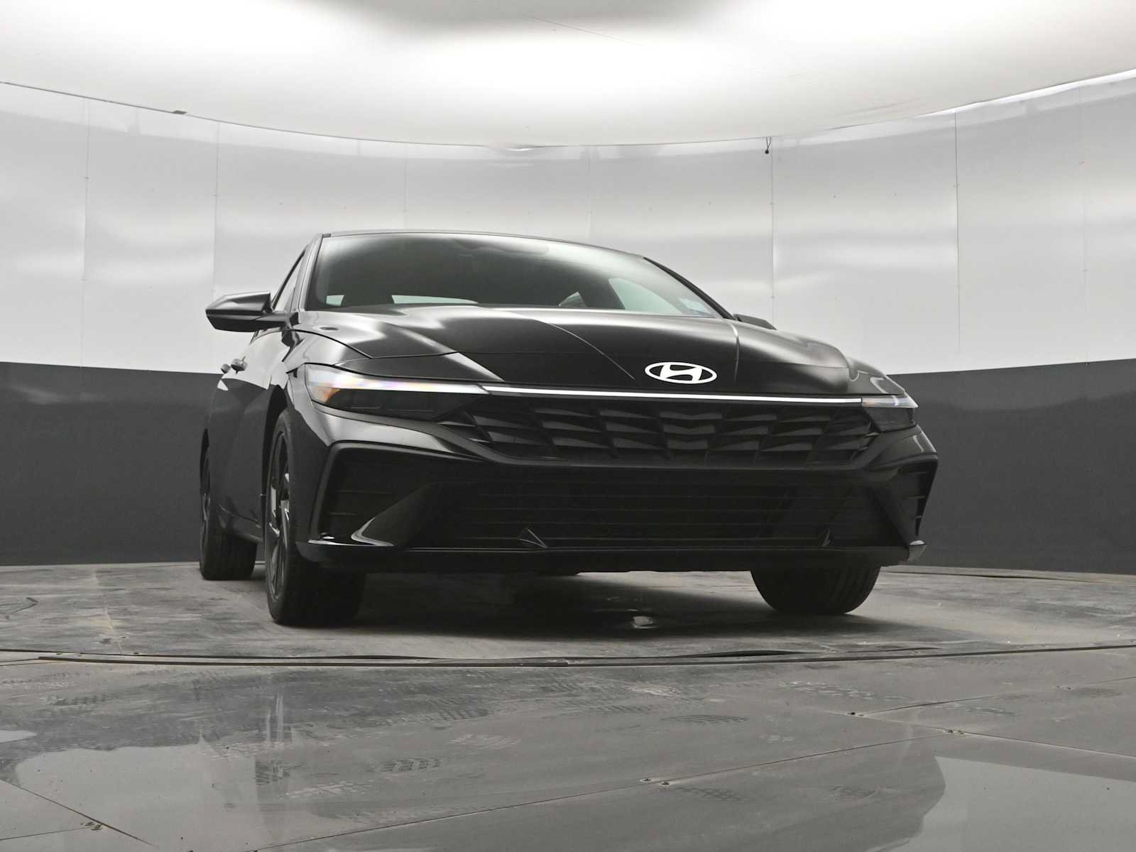 New 2026 Hyundai Elantra SEL Sport FWD image 34