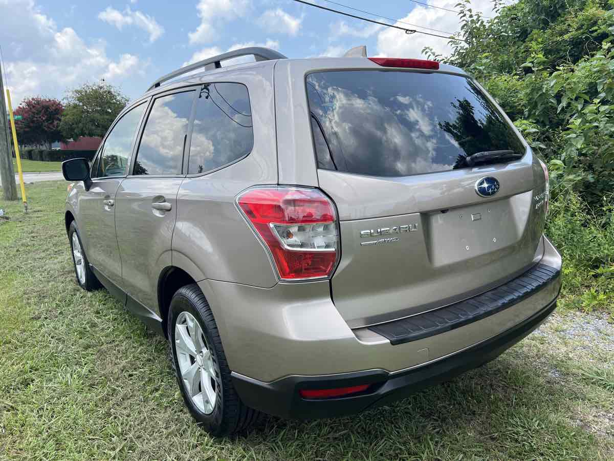 Used 2016 Subaru Forester 2.5i Premium image 5
