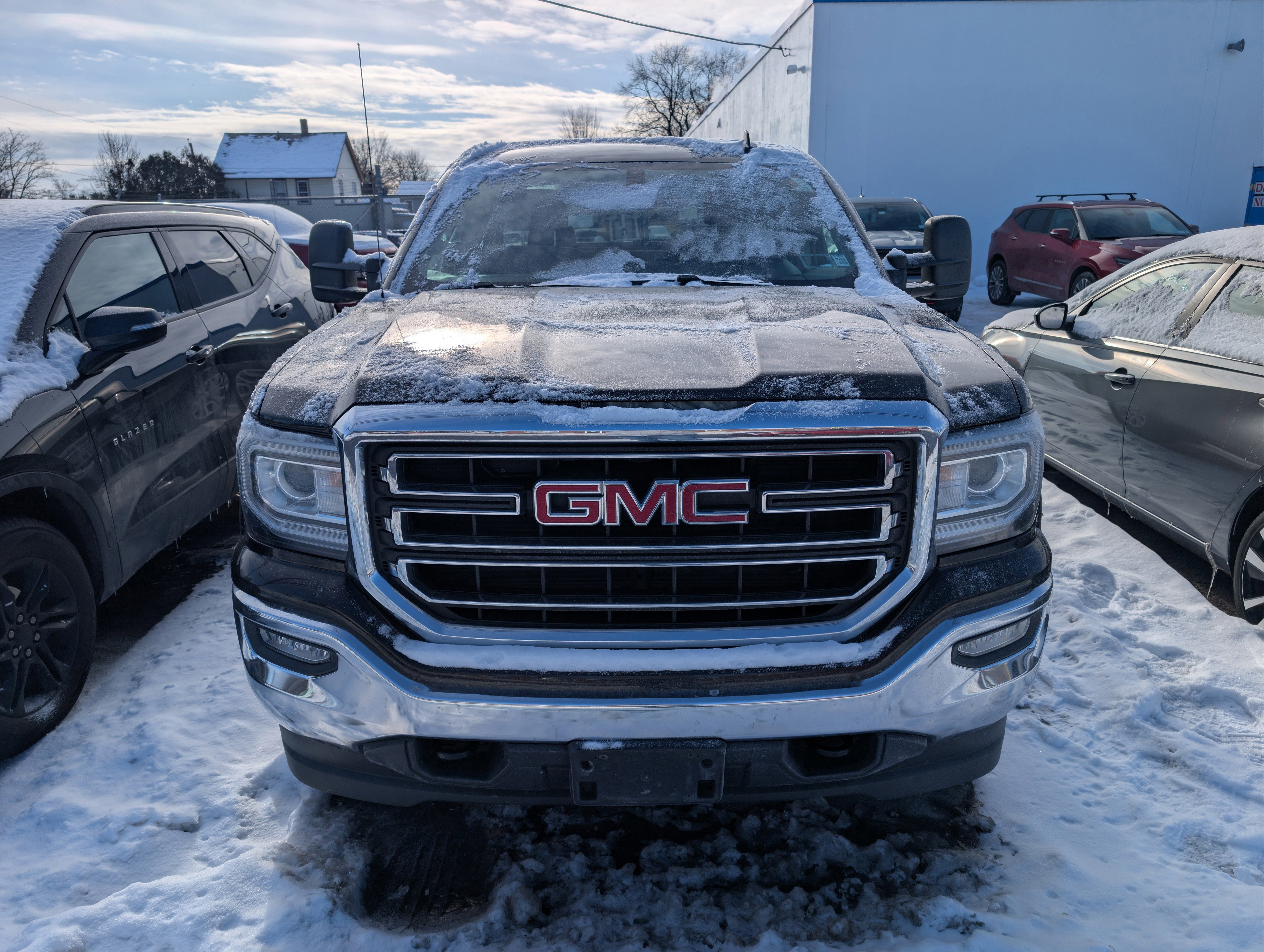 Used 2018 GMC Sierra 1500 SLE w/ SLE Value Package image 2