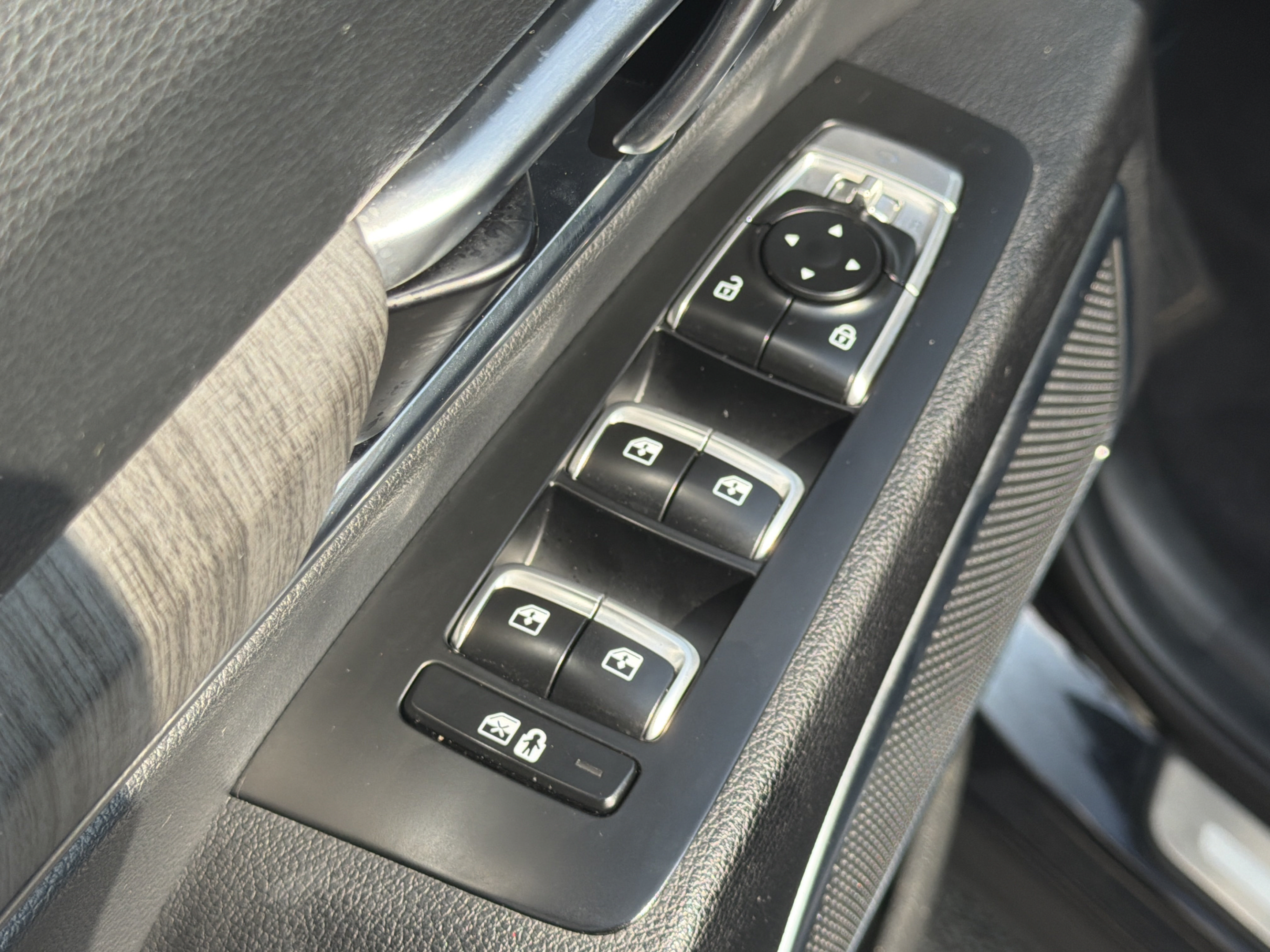 Certified 2024 Kia Telluride SX Prestige AWD/4WD image 26