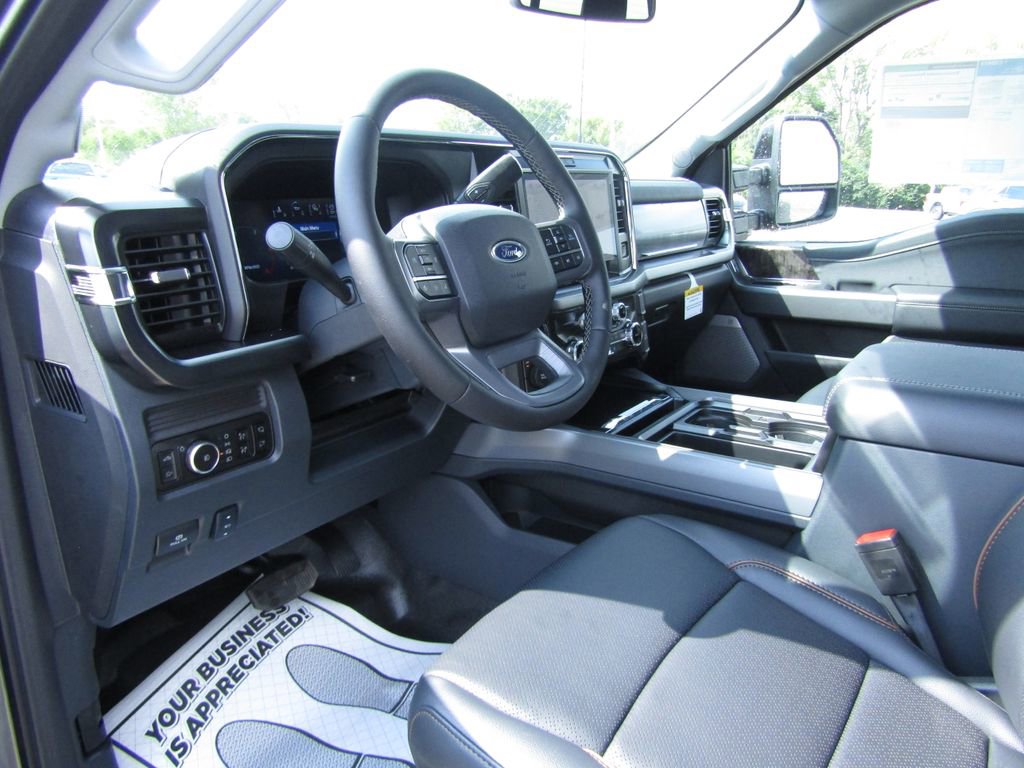 New 2026 Ford F350 Lariat w/ FX4 Off-Road Package image 9