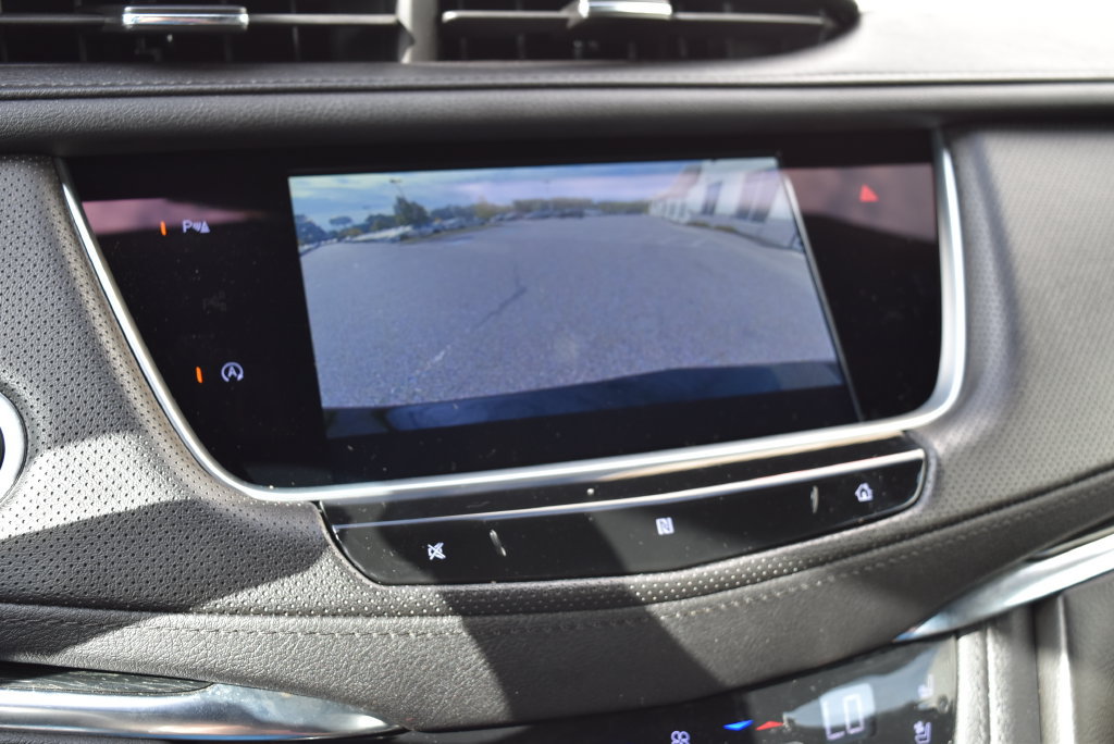 Used 2020 Cadillac XT5 Premium Luxury FWD image 15
